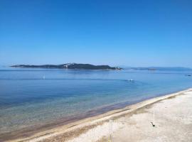 &Tau;&omicron; &sigma;&pi;ί&tau;&iota; &tau;&eta;&sigmaf; &Mu;&alpha;&rho;&gamma;&alpha;&rho;ί&tau;&alpha;&sigmaf; &sigma;&tau;&eta;&nu; &pi;&alpha;&rho;&alpha;&lambda;ί&alpha;