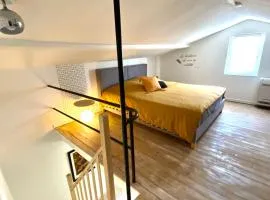 Logement avec jardin privé et clôturé