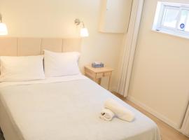 Applewood Gardens Apartment, golfový hotel v destinaci Mississauga