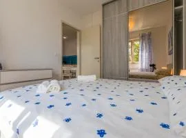 MB APARTMANI