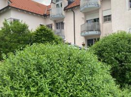 Ferienwohnung Lichtgalerie, hotel v destinaci Traunstein