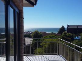 The Lookout Deck - at Secrets Beach, homestay in Jeffreys Bay