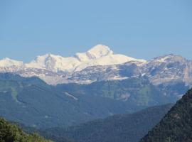 Chez Gilles et Christine, hotel in zona Seggiovia di Col de Sommand, Mieussy