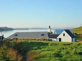 Tigh Bhisa Blackhouse