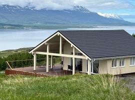 Akureyri - cabin with an amazing view, viešbutis Akureiryje