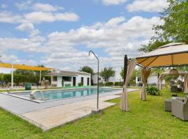 Pet Friendly Home In El Coronil With Wifi, villa sa El Coronil