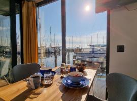 Hausboot Hilja, b&aring;d i Slesvig