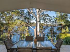 Sunset at Sandbar, hotel sa Smiths Lake