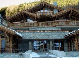 Chalet Mathon, hotell med basseng i Ischgl