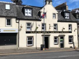 Saracen Head Hotel, hotel u gradu Beith