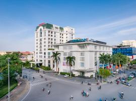 Khách sạn Thái Bình Dream, hôtel avec parking à Thái Bình