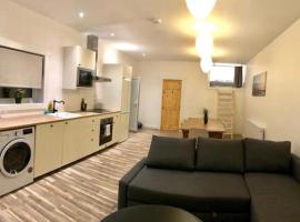 Just Renovated Galway City Apartment, hotelli Galwayssa
