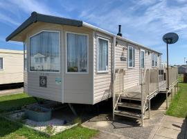 Thornwick Bay Haven Site - Homely Stays- Sun,Sea,Sand and Unforgettable Veiws, glamping site in Flamborough