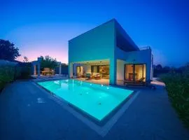 Villa O