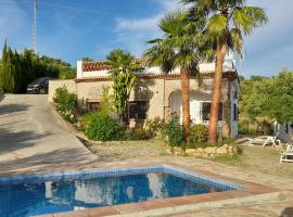 Las Palmeras - Ein Stück vom Paradies - Behagliches Haus mit Pool, rental liburan di Algodonales