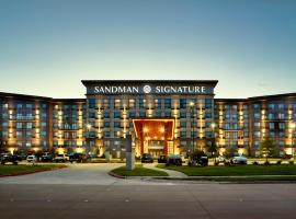 Sandman Signature Plano-Frisco Hotel, khách sạn ở Plano