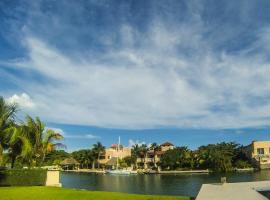 Chez Waffle Hotel, ξενοδοχείο σε Puerto Aventuras