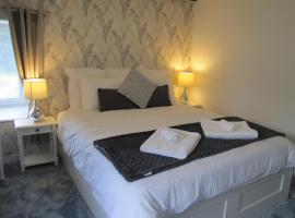 C'est la vie, Bed & Breakfast in Saint-Malo-des-Trois-Fontaines