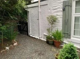 Cedarbank’s - 'Little Art House'