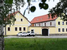 Penzion Mezi řádky, hotel v Jindřichově Hradci