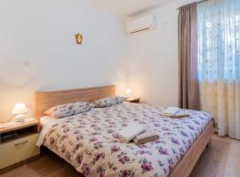 Room Laudina, Pension in Cres