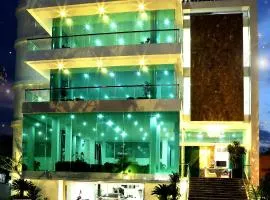 Thien Ha Hotel & Apartment