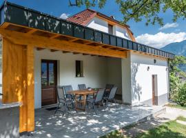 House Hiperbola & Outdoor Activities, hotel de golf en Bovec