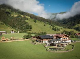 Schmiedhof Gut, hotel in Grossarl