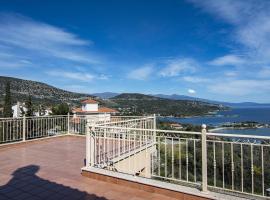 Marathos Sea View Apartments, hotel u gradu 'Marathos'