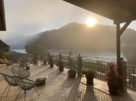 Goldene Wachau - Privatzimmer, holiday rental in Aggsbach