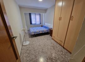 Lucasroom, homestay in Valencia