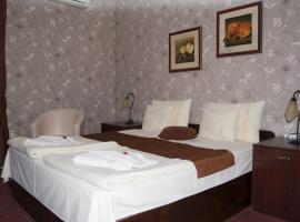 Guest House Prenoćište Piccolina, hotel a Sombor