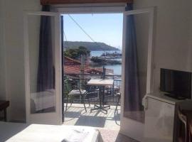Ammoudia Rooms, beach hotel in Agia Marina Aegina
