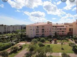 Fréjus, Studio dans résidence avec Piscine