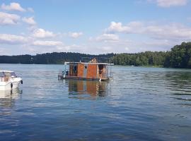 Domki pływające Houseboat4U, Mazury, vacation rental in Ruciane-Nida