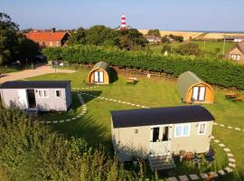 Lanterns Shepherds Huts & Glamping, hotell med parkering i Happisburgh