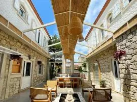 Monk Hotel Alaçatı