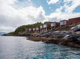 Aurora Fjord Cabins, brunarica v mestu Lyngseidet