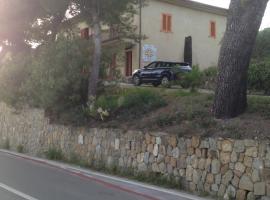 Tutti al mare house, hotel with parking in Pioppi