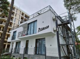 Picasso – hotel w mieście Shekhvetili