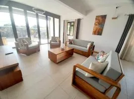 Charming House with Mountain View - Trou d'Eau Douce