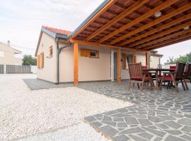 Casa Mia - Loborika: Loborika şehrinde bir tatil evi