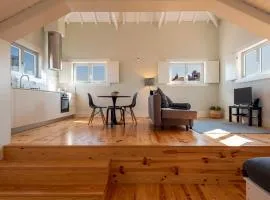 Oporto Rooftop Studio by Vacationy