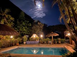 Suites em meio a Mata Atlântica, hotel in Itaipava