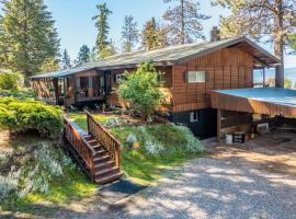 Hilltop Hideaway, hotel v destinaci Bigfork