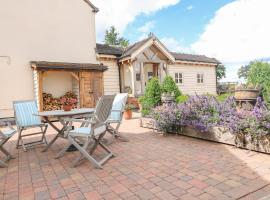 Bellamour End Cottage, cheap hotel in Rugeley