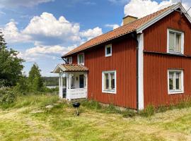 Awesome Home In Skillingaryd With 2 Bedrooms, feriebolig i Skillingaryd