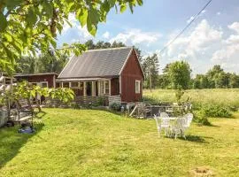 2 Bedroom Lovely Home In Västerensta