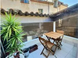 Vieil Antibes, charmant duplex avec terrasse