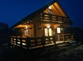 Privāta brīvdienu naktsmītne Uroczy nowy domek pilsētā Karwik